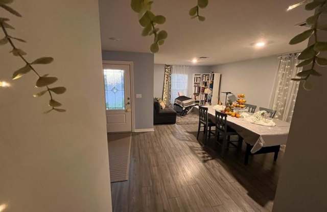5327 S Entertainment Way photos photos