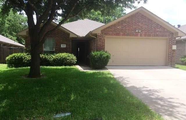 143 Midway Circle - 143 Midway Circle, Lewisville, TX 75057