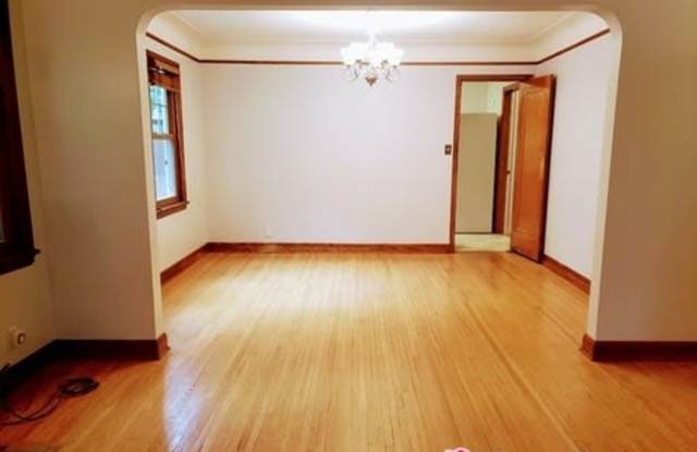 899 Parkview Avenue Gallery 3