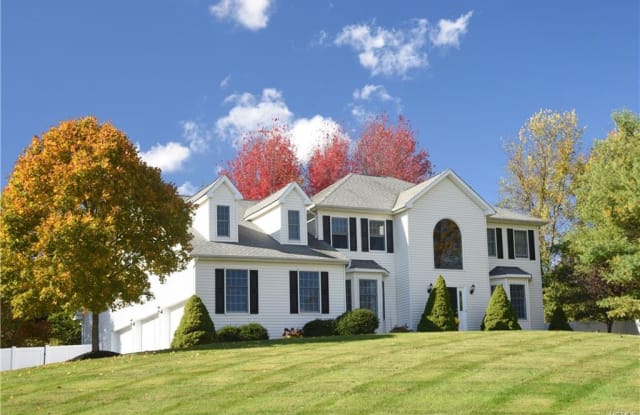 47 Duke Drive - 47 Duke Drive, Carmel Hamlet, NY 10512