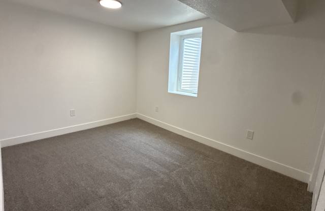 230 North 11th Court Gallery 3