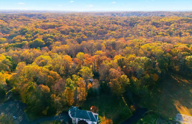 10747 RIVERSCAPE Run photos photos