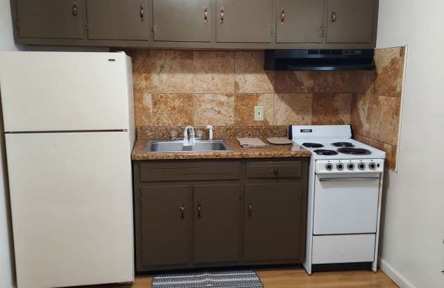 423 Aylesford Place - 5 photos photos