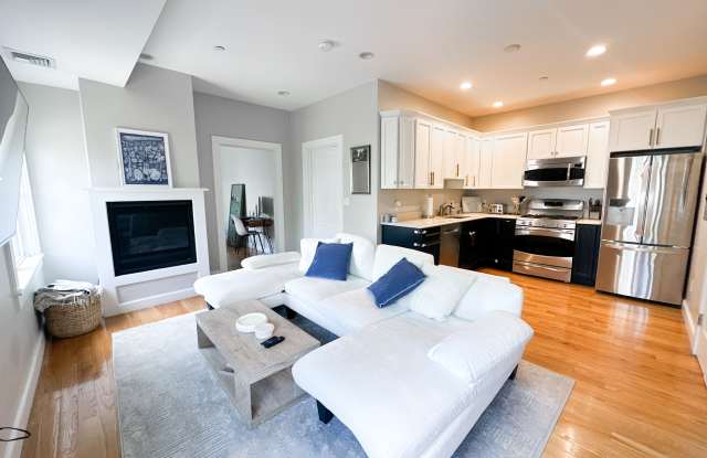 345 West Broadway photos photos