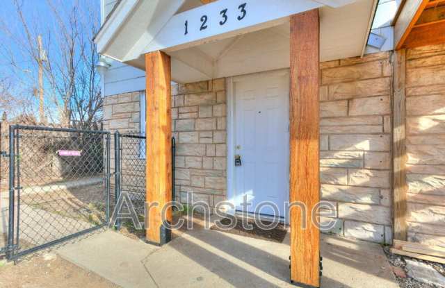 1233 North Grand Boulevard photos photos