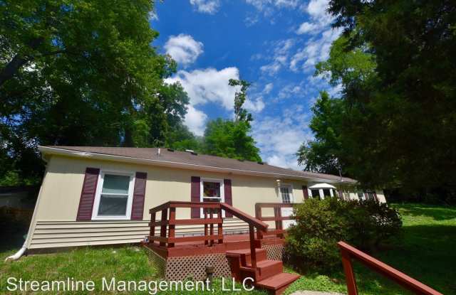 10225 Day Ave - 10225 Day Avenue, South Kensington, MD 20895