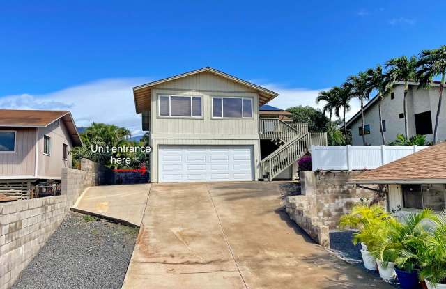 South Kihei 2 Bedroom / 1 Bathroom Unfurnished downstairs unit - Peekaboo Ocean View photos photos South Kihei 2 Bedroom / 1 Bathroom Unfurnished downstairs unit - Peekaboo Ocean View photos photos