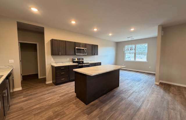 Welcome to your dream home in Russellville, AR! photos photos