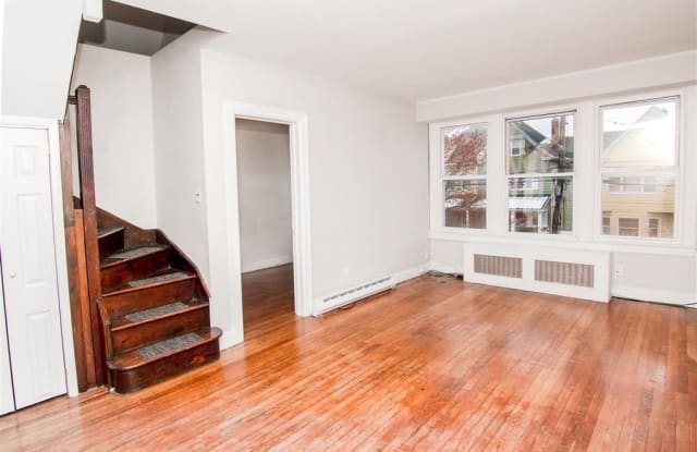 15 E 35th St - 15 East 35th Street, Bayonne, NJ 07002