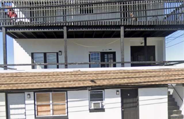 24 N Vermont Ave - 24 North Vermont Avenue, Atlantic City, NJ 08401