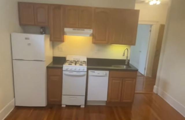 3-bed w/ H+HW on GL-B photos photos