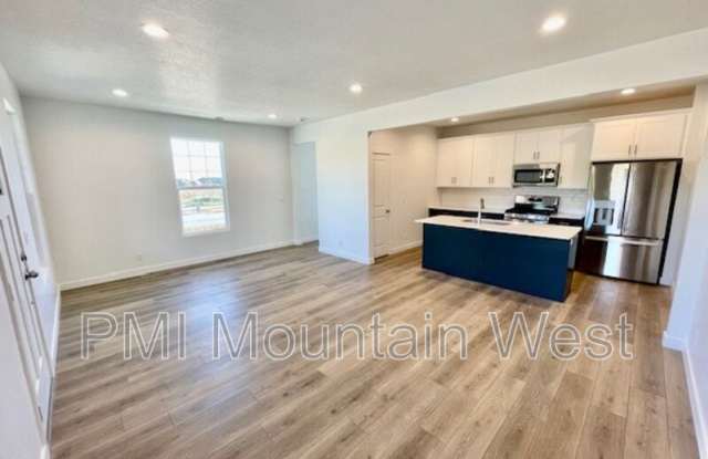 1386 N Copper Sky Drive - 1386 Copper Sky Drive, Layton, UT 84041