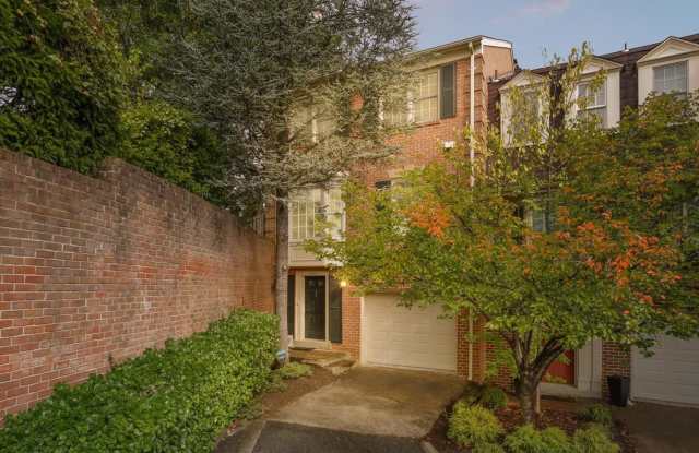 3001 FEDERAL HILL DR - 3001 Federal Hill Drive, Seven Corners, VA 22044