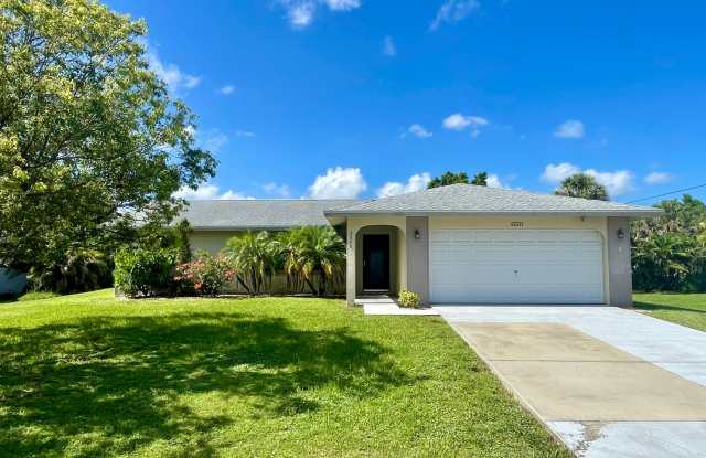 Charming 3-Bedroom Home for Rent in Prime South Sarasota Location photos photos