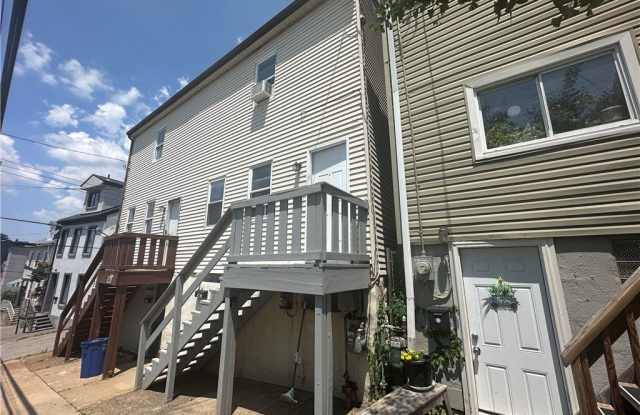 513 52nd St photos photos