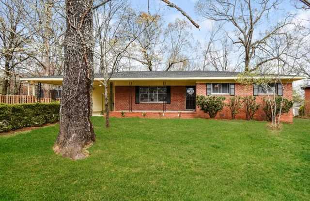 256 Garden Drive Gallery 1