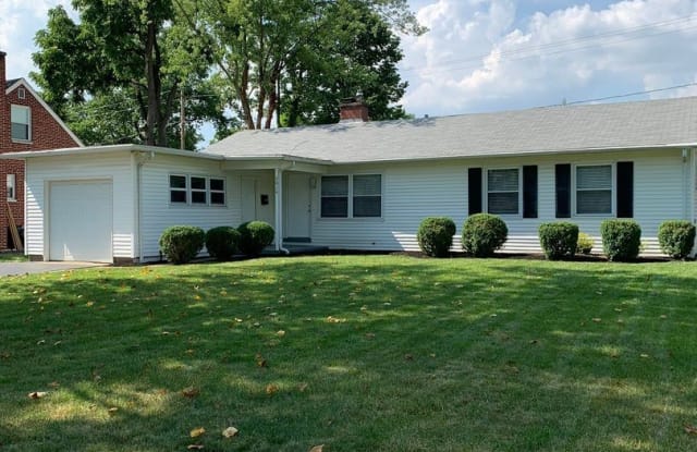 2014 Zollinger Road - 2014 Zollinger Road, Upper Arlington, OH 43221