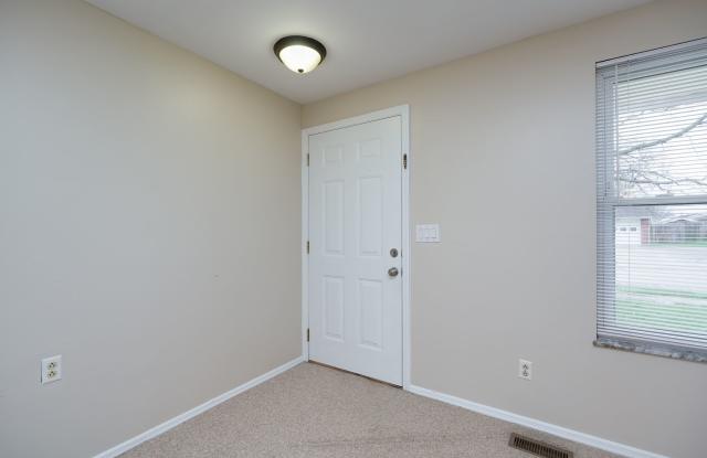 7011 Stonehurst Dr - 7011 Stonehurst Drive, Huber Heights, OH 45424 7011 Stonehurst Dr - 7011 Stonehurst Drive, Huber Heights, OH 45424