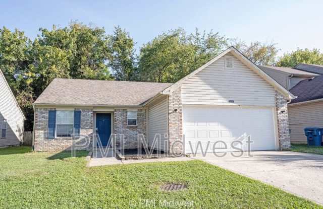 8426 Country Club Blvd - 8426 Country Club Boulevard, Indianapolis, IN 46234