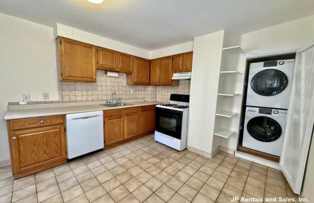 386 Centre St. photos photos