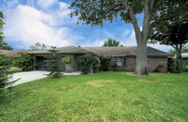 1068 PINEAPPLE AVE, NE photos photos