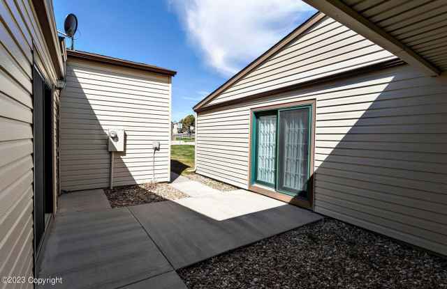 5 Bedroom 3 Bathroom Home For Rent In Indian Hills Gallery 4