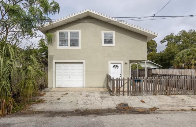 119 W ALLISON COURT - 119 West Allison Court, Tampa, FL 33603