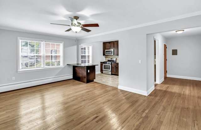 Verona Plaza Apartments Gallery 2