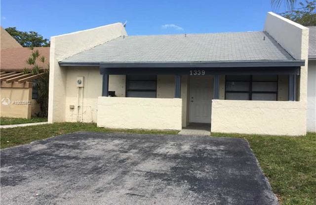 1339 Bittern Ln - 1339 Bittern Lane, Homestead, FL 33035
