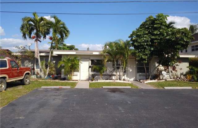 4935 Victoria DR - 4935 Victoria Dr, Cape Coral, FL 33904