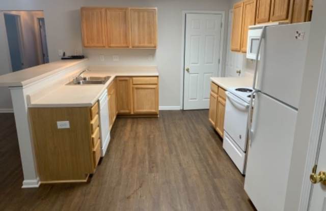 6249 Bishops Pond Ln Gallery 4