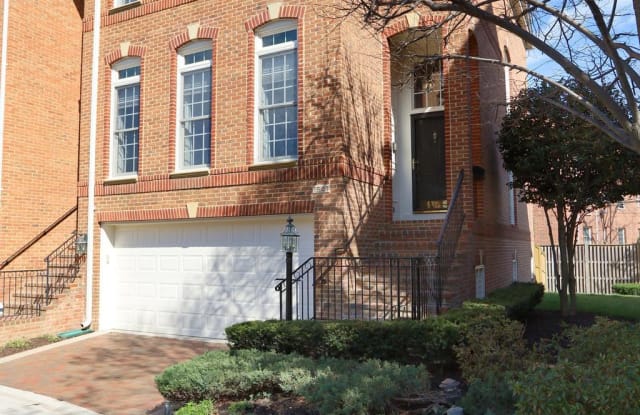 1641 HUNTING CREEK DRIVE - 1641 Hunting Creek Drive, Alexandria, VA 22314