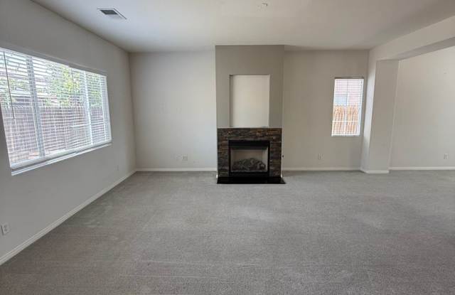 Stylish Southwest Bakersfield Home with Downstairs Office and Spacious Layout Gallery 4