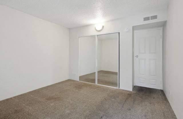 Lakeridge Terrace Apartments Gallery 3