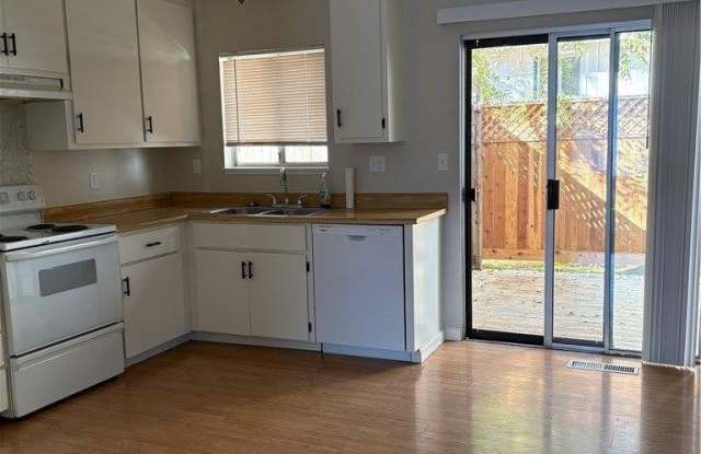 9385 Pawnee Trail Gallery 4