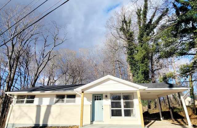 Three Bedroom Ranch Style House in Madison Heights photos photos Three Bedroom Ranch Style House in Madison Heights photos photos