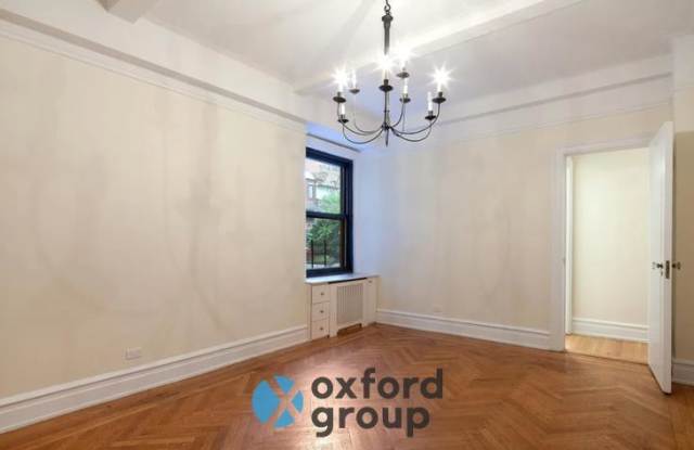 182 West 82nd Street photos photos