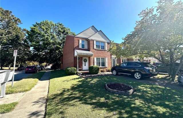 1500 Canterford Court Gallery 2