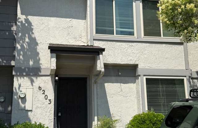 NICE TWO STORY CONDO IN CITRUS HEIGHTS! photos photos