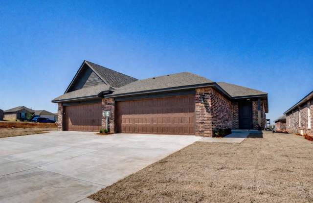 Brand New 3 Bedroom 2 Bath Duplex In Dooley Creek * MOVE IN SPECIAL * Edmond Schools* photos photos