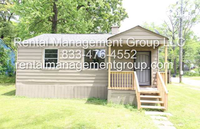 Corner lot with Great Curb Appeal!! - 6533 Grasselli Road, Fairfield, AL 35064