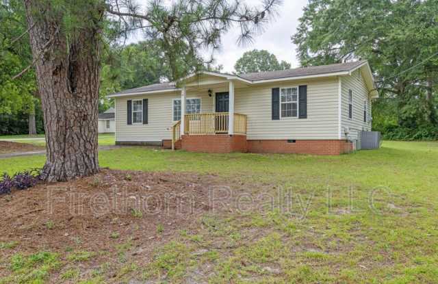 2140 Veterans Drive Gallery 3