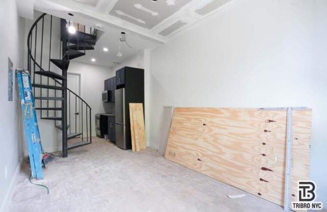141 Meserole Street Gallery 2