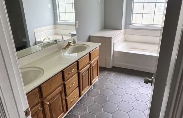 217 Millstone Way - 217 Millstone Way, Warner Robins, GA 31005