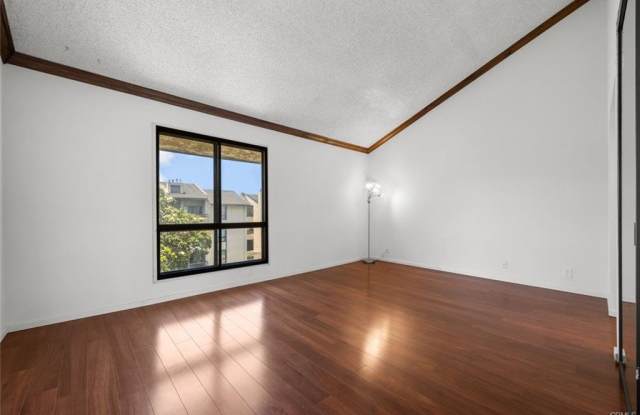 222 North Rose Street - 222 North Rose Street, Burbank, CA 91505