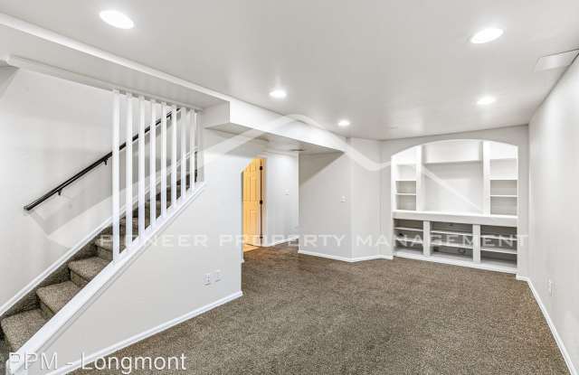 1011 Emerson Pl Gallery 4