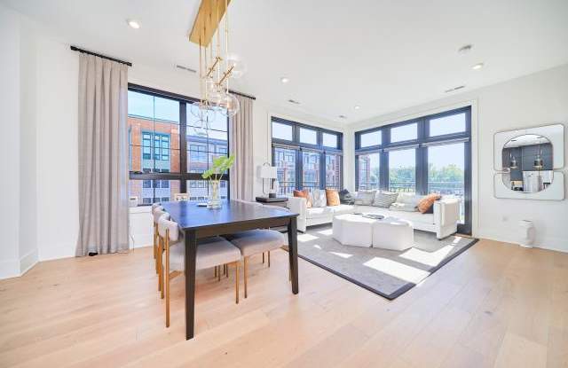 102 Legend Drive Gallery 2