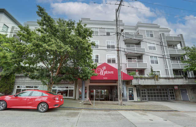 Charming 1 bedroom, 1 bathroom Queen Anne condo photos photos