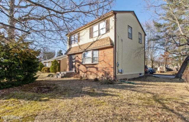 201 Deptford Rd. - 201 Deptford Road, Glassboro, NJ 08028