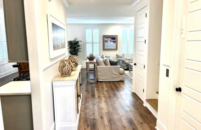 1548 Ocean Boulevard Gallery 4